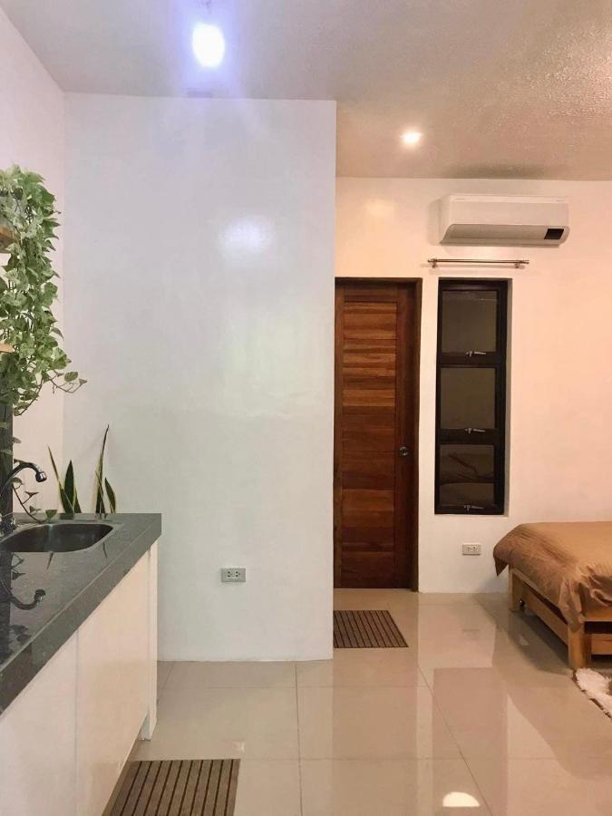 Nord House Laoag Hostel ภายนอก รูปภาพ