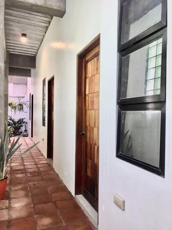 Nord House Laoag Hostel ภายนอก รูปภาพ